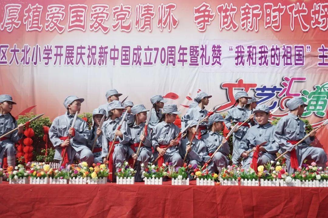 逃离整洁的庭院